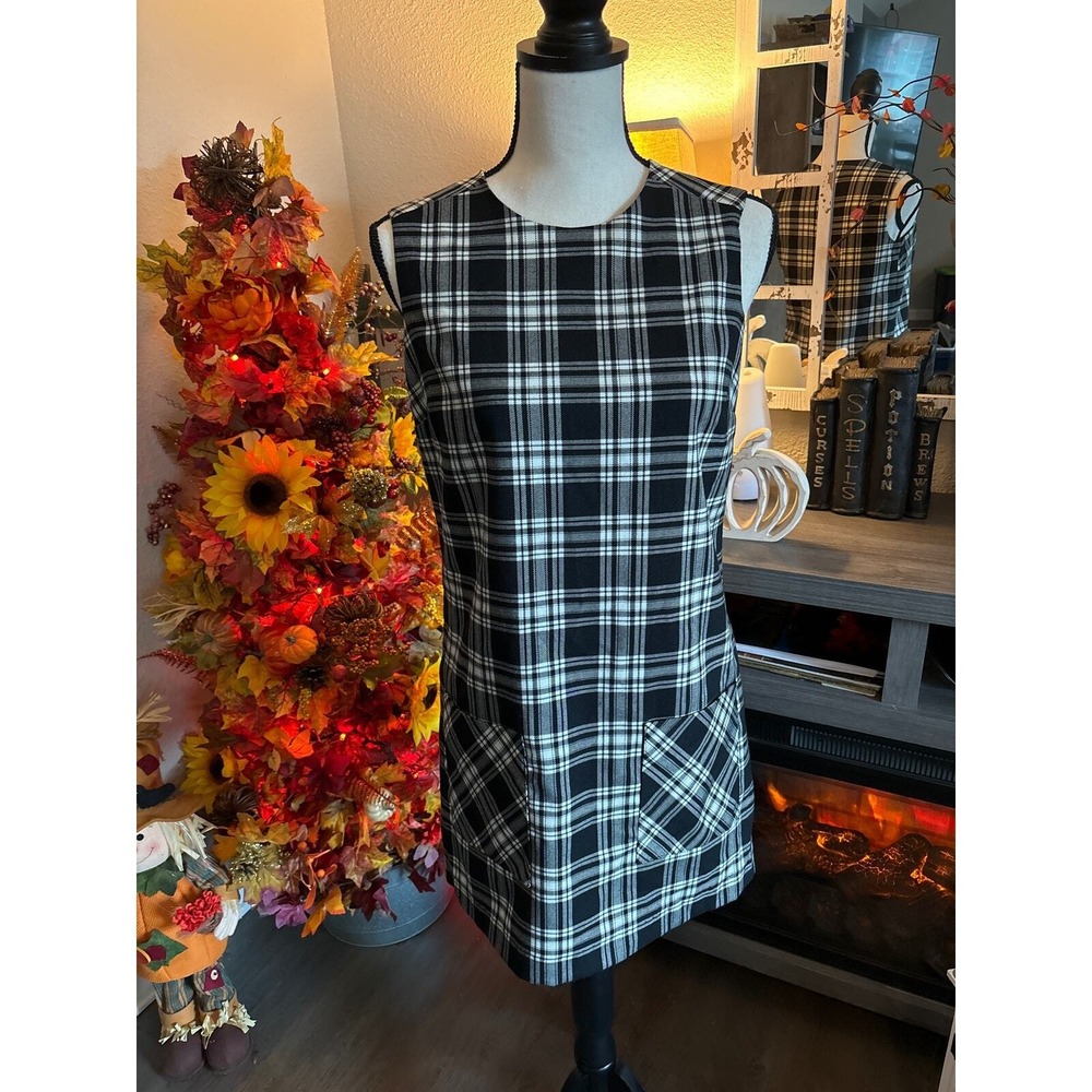 Isaac Mizrahi small plaid dress black white‎